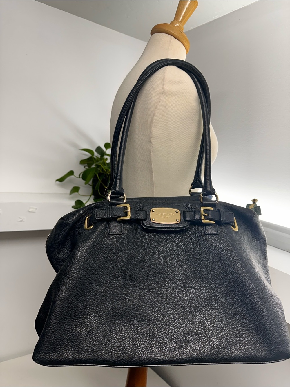 Michael Kors Black Pebbled Leather Large Satchel Shoulder Bag Gold Hardware